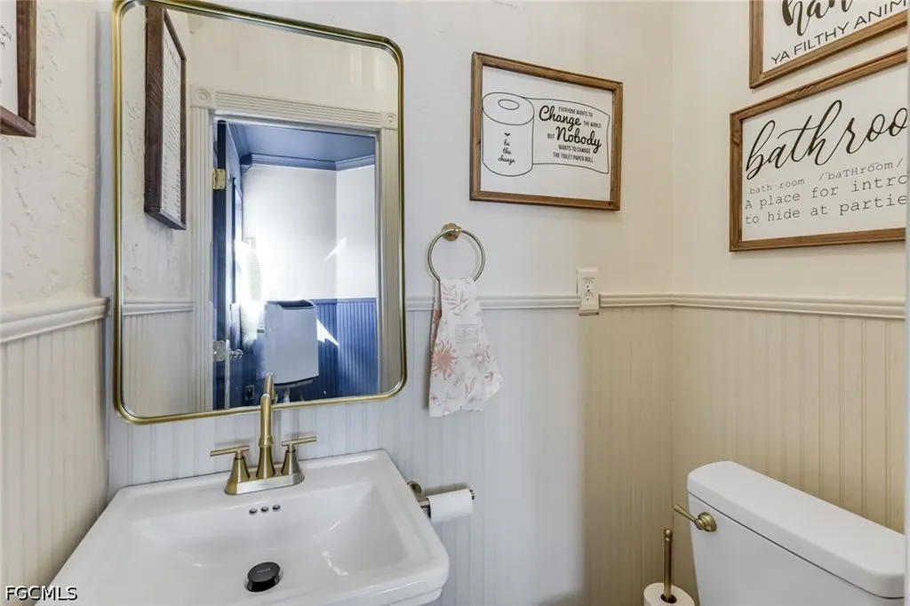 17845 Chesterfield Road North Fort Myers FL 33917