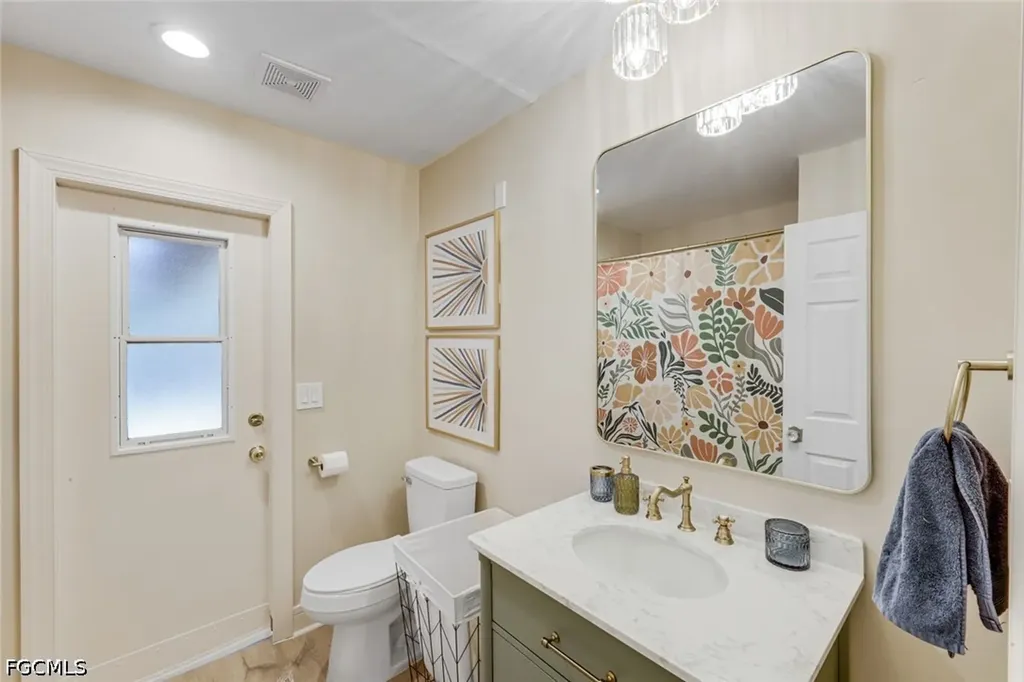 17845 Chesterfield Road North Fort Myers FL 33917