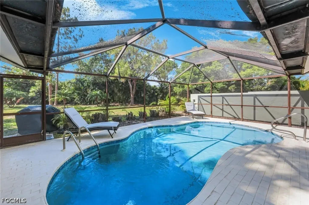 17845 Chesterfield Road North Fort Myers FL 33917
