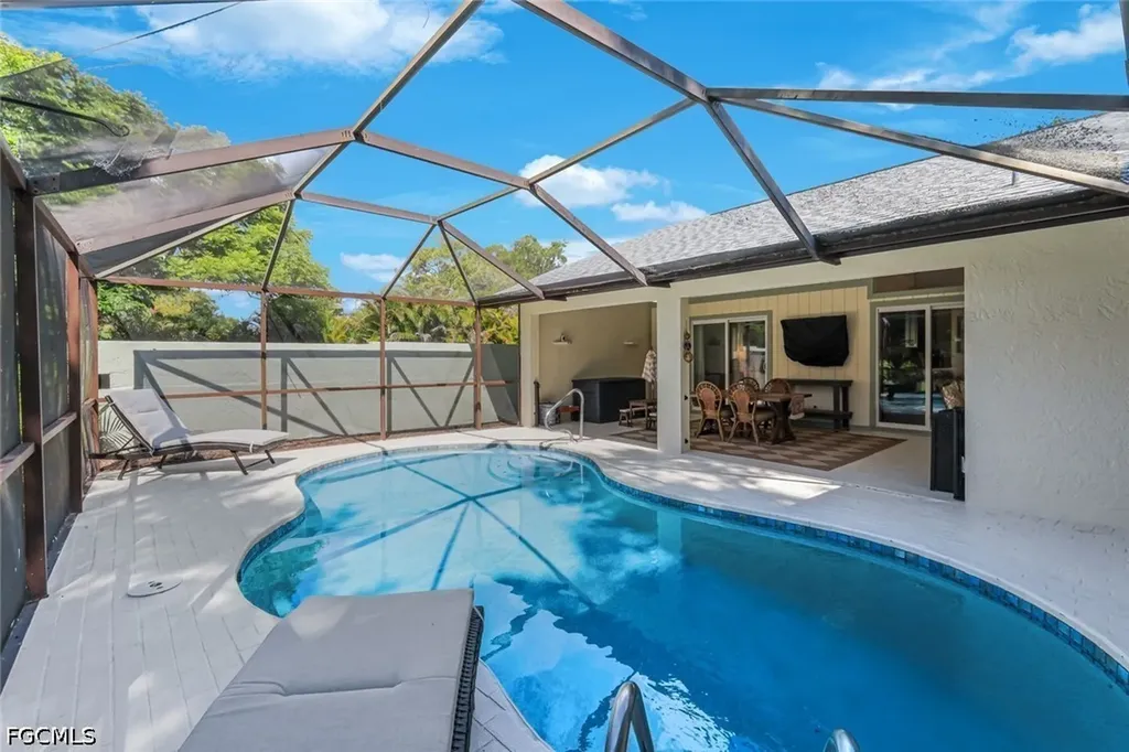 17845 Chesterfield Road North Fort Myers FL 33917