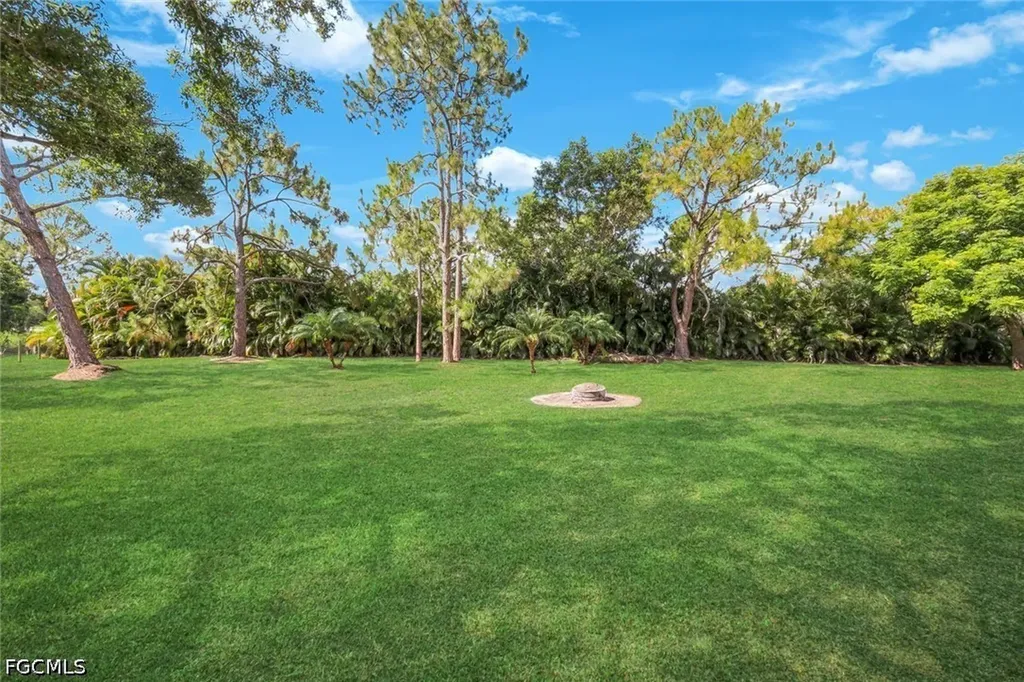 17845 Chesterfield Road North Fort Myers FL 33917