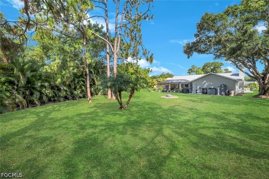 17845 Chesterfield Road North Fort Myers FL 33917