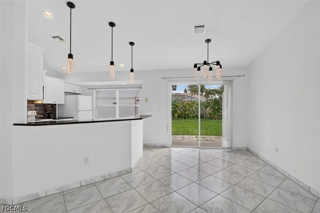 827 SW 29th Terrace Cape Coral FL 33914