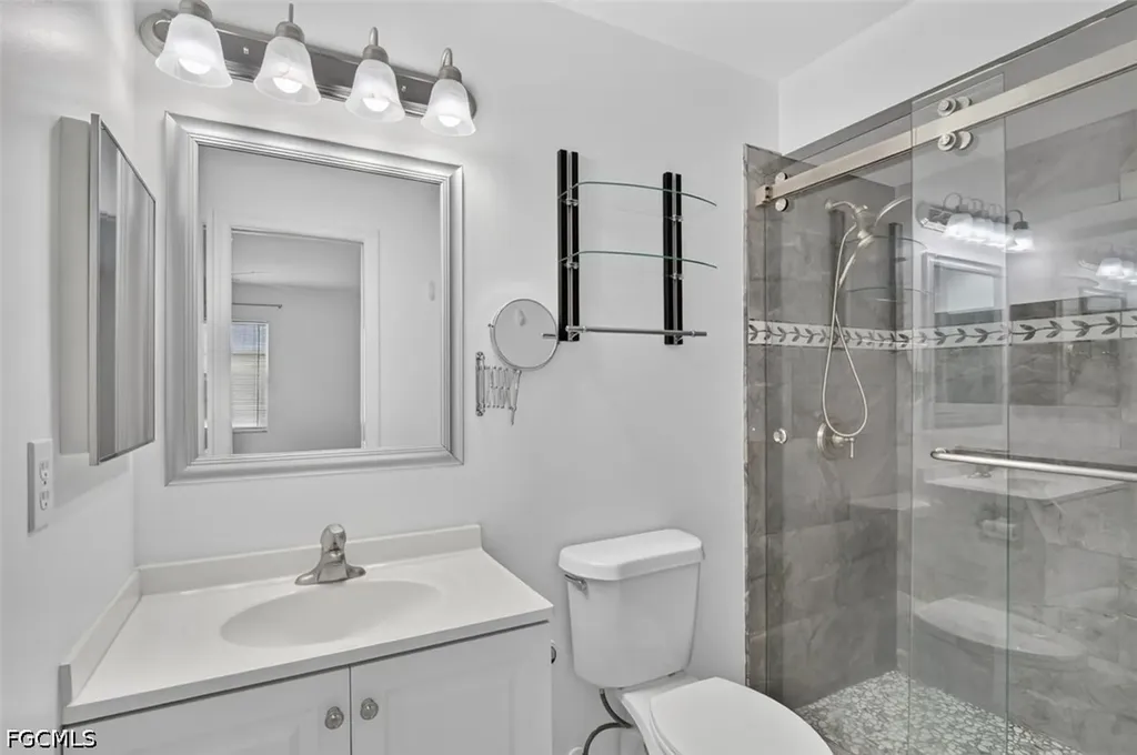 827 SW 29th Terrace Cape Coral FL 33914