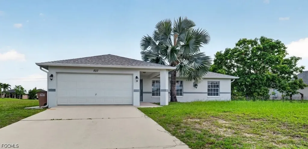 827 SW 29th Terrace Cape Coral FL 33914
