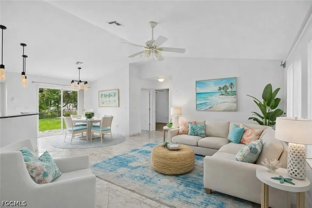 827 SW 29th Terrace Cape Coral FL 33914
