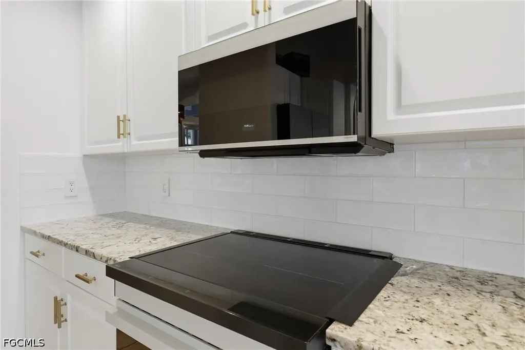 2114 SW 29th Terrace Cape Coral FL 33914