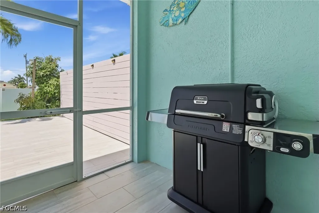 2114 SW 29th Terrace Cape Coral FL 33914