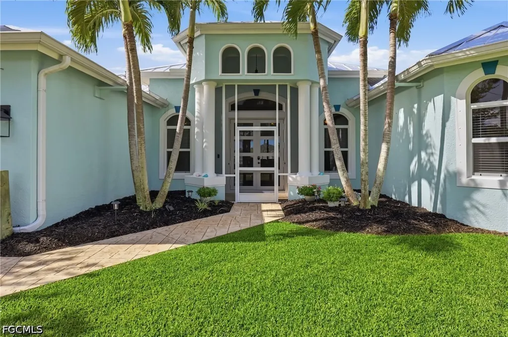2114 SW 29th Terrace Cape Coral FL 33914