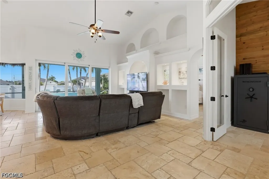 2114 SW 29th Terrace Cape Coral FL 33914