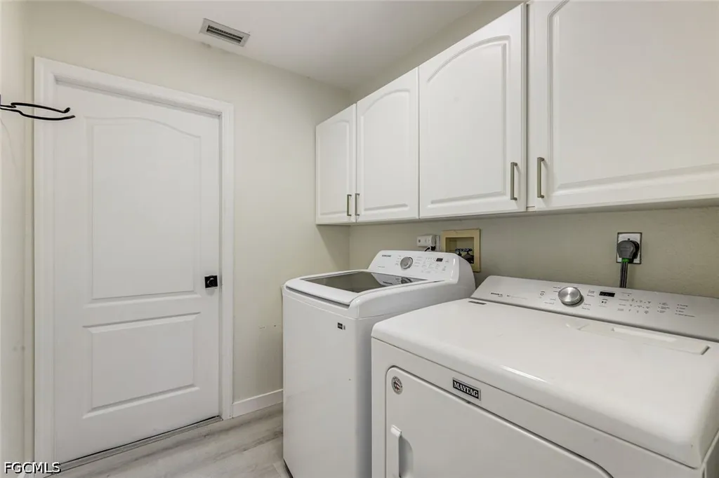 1438 SW 57th Street Cape Coral FL 33914