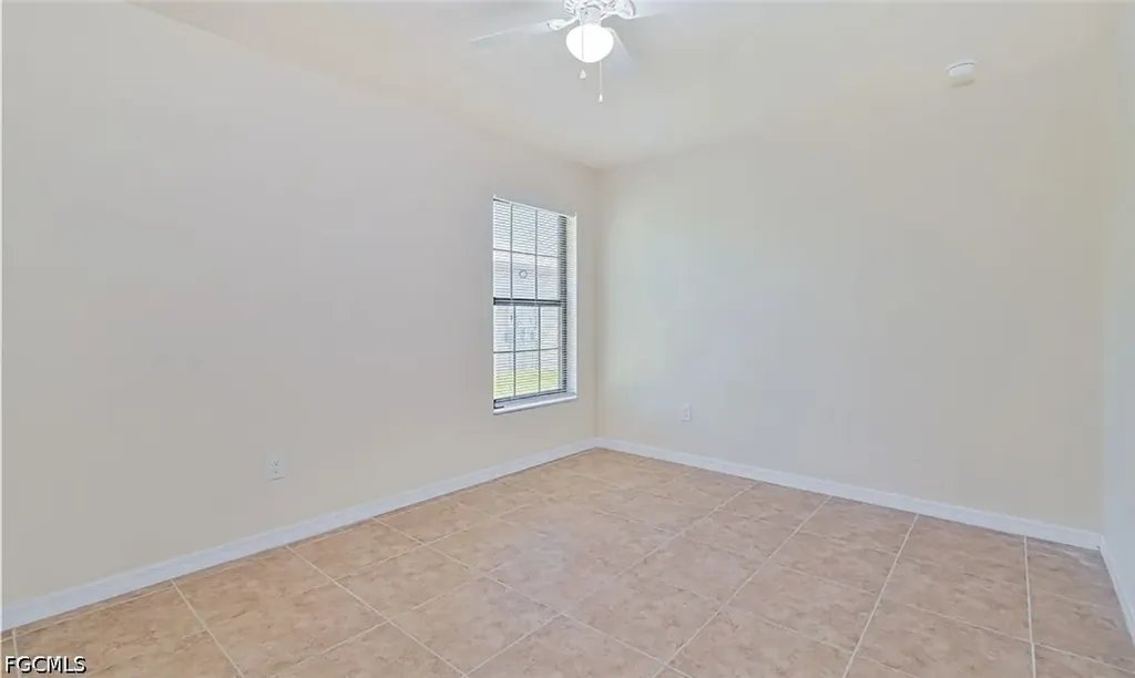 613 SE 14th Street Cape Coral FL 33990