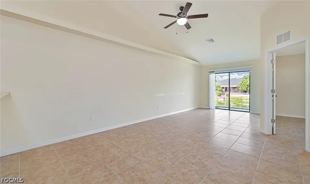 613 SE 14th Street Cape Coral FL 33990