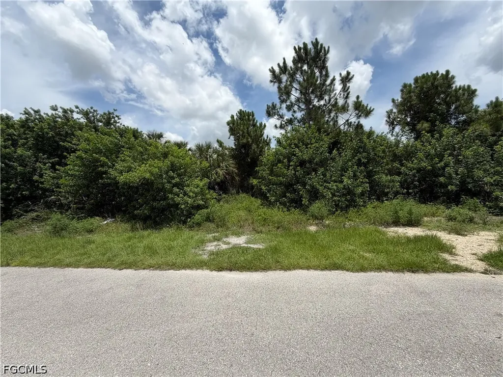 4609 Connie Avenue S Lehigh Acres FL 33976