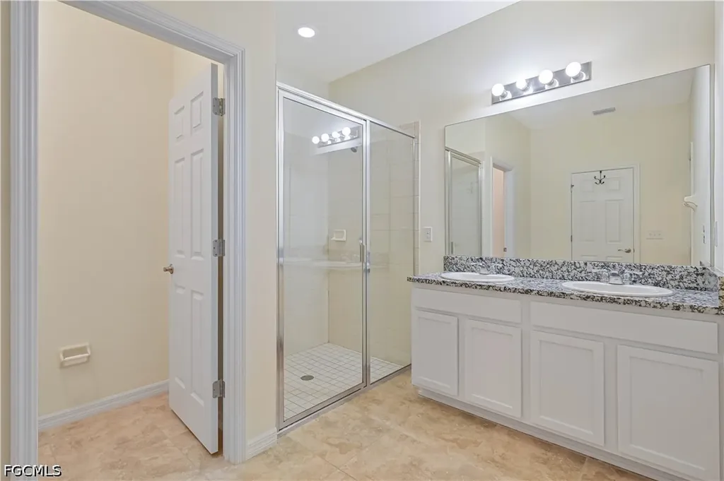 4402 NW 32nd Terrace Cape Coral FL 33993