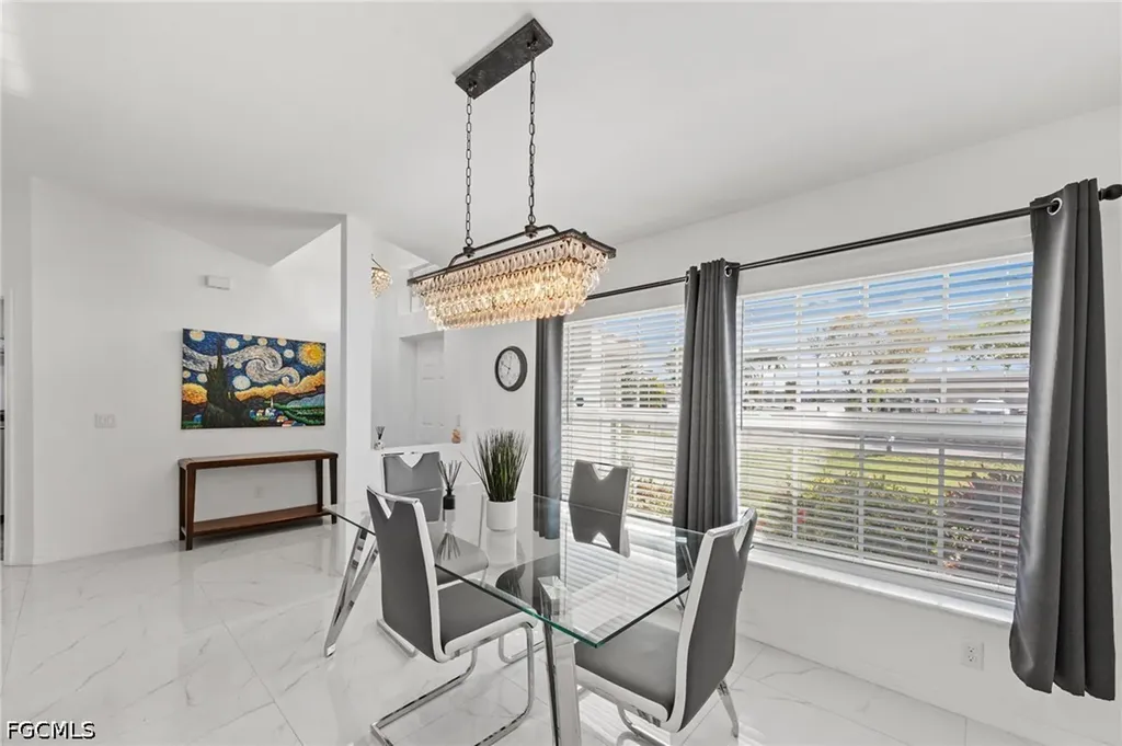 126 SE 15th Place Cape Coral FL 33990