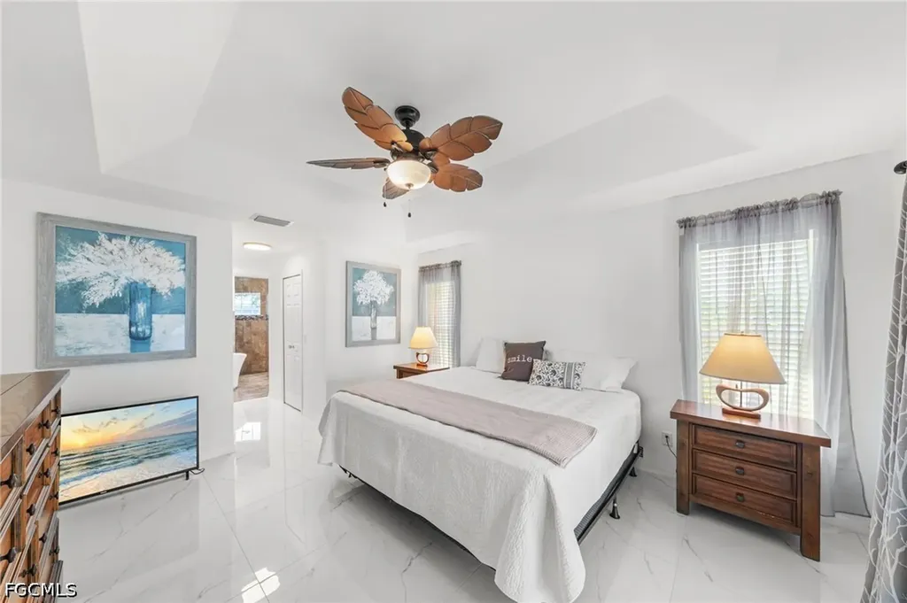 126 SE 15th Place Cape Coral FL 33990