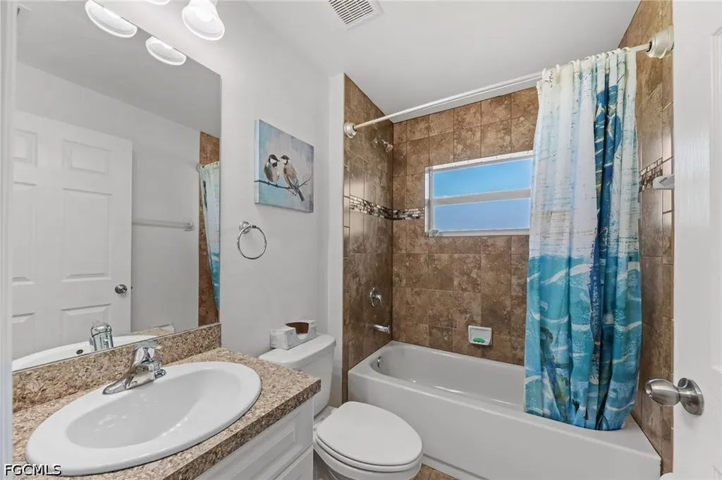 126 SE 15th Place Cape Coral FL 33990