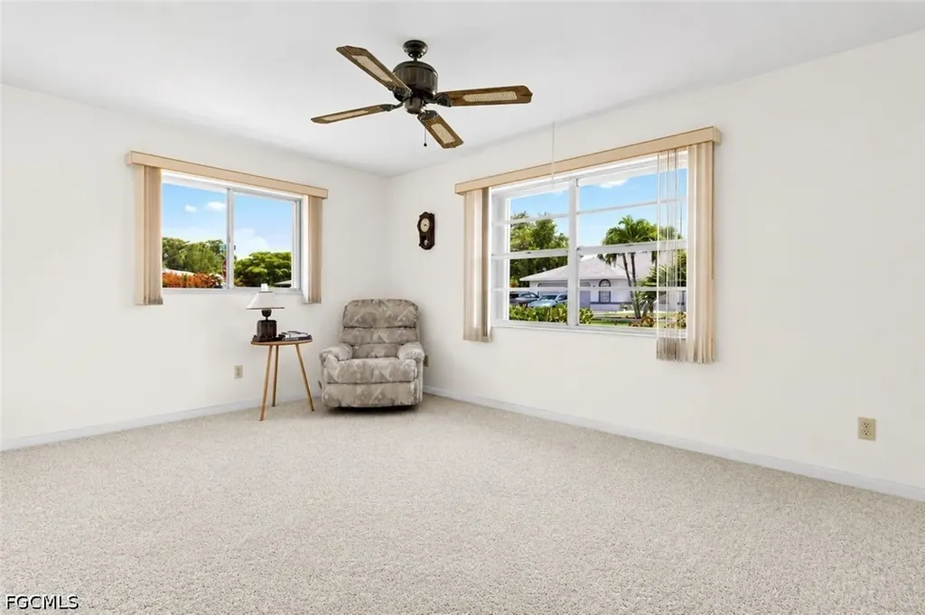 1209 SE 12th Street Cape Coral FL 33990