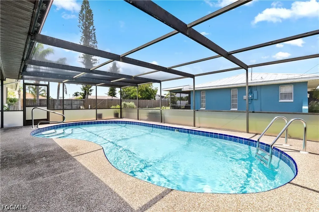 1209 SE 12th Street Cape Coral FL 33990