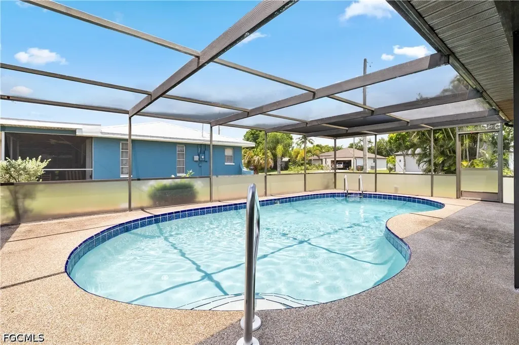 1209 SE 12th Street Cape Coral FL 33990