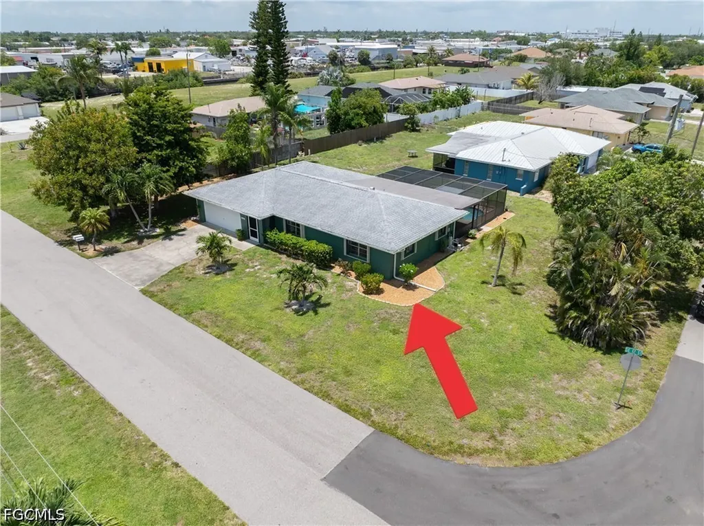 1209 SE 12th Street Cape Coral FL 33990