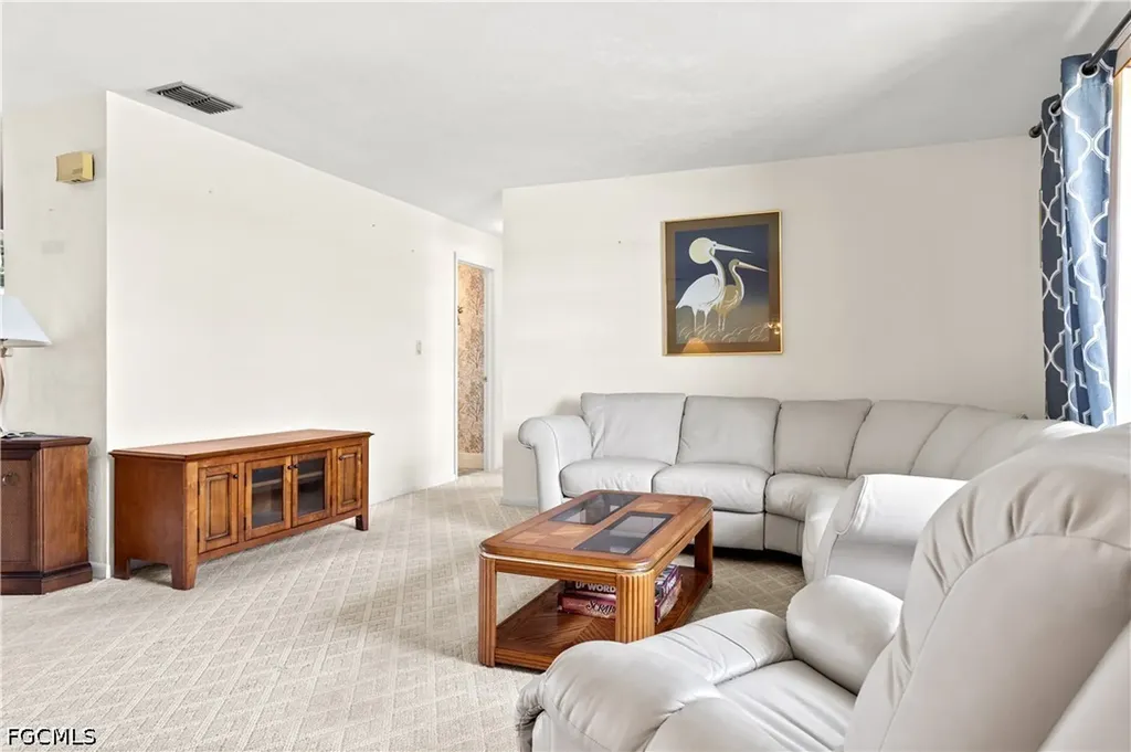 1209 SE 12th Street Cape Coral FL 33990
