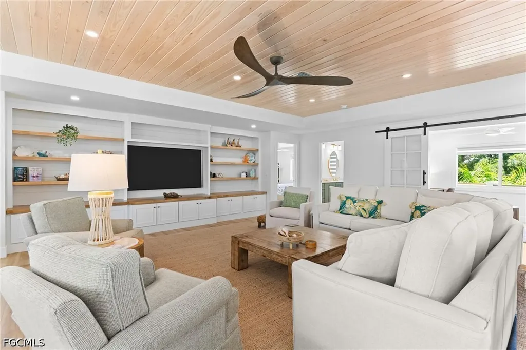 954 Whelk Drive Sanibel FL 33957