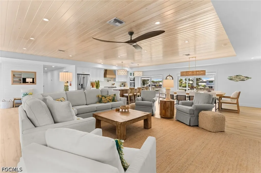 954 Whelk Drive Sanibel FL 33957