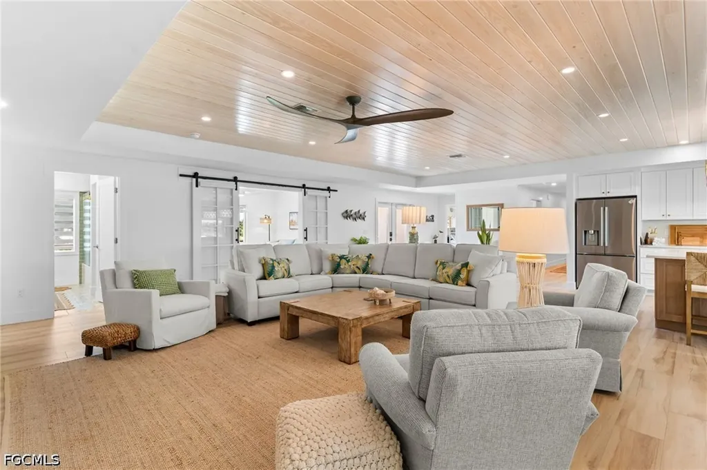 954 Whelk Drive Sanibel FL 33957