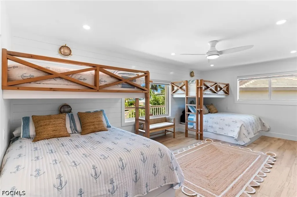 954 Whelk Drive Sanibel FL 33957