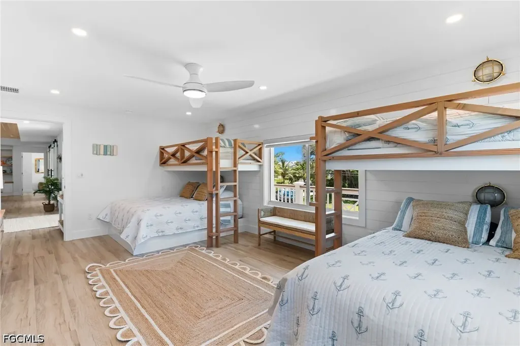 954 Whelk Drive Sanibel FL 33957