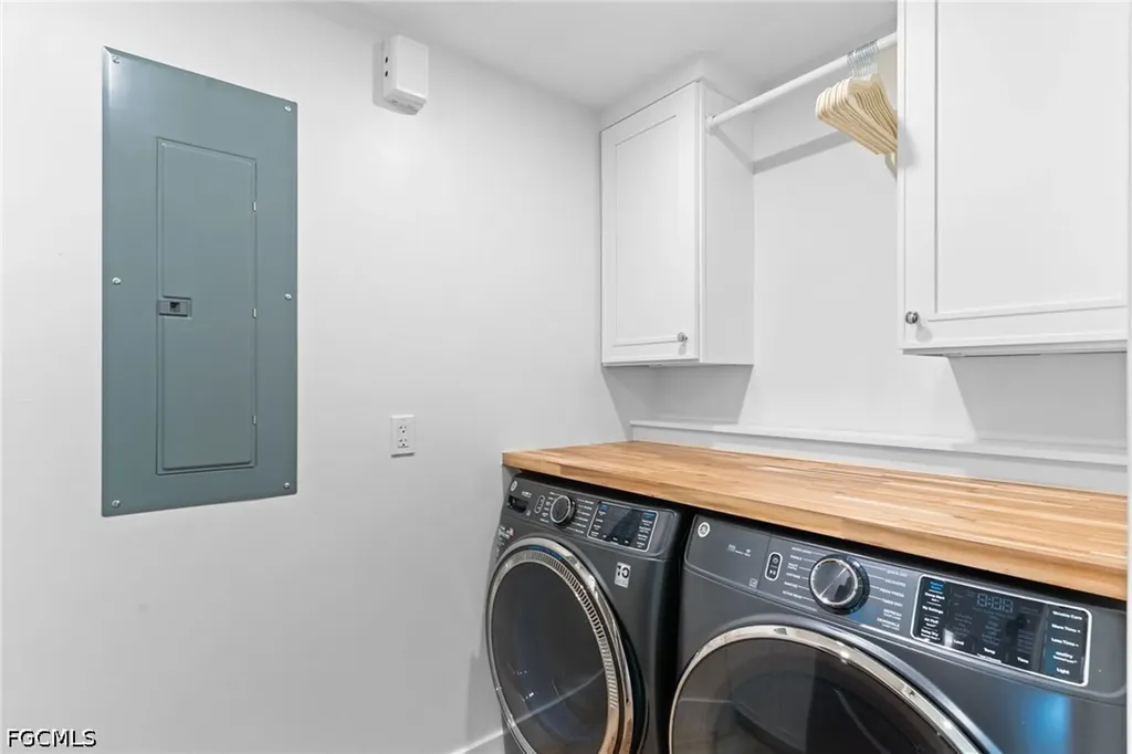 954 Whelk Drive Sanibel FL 33957