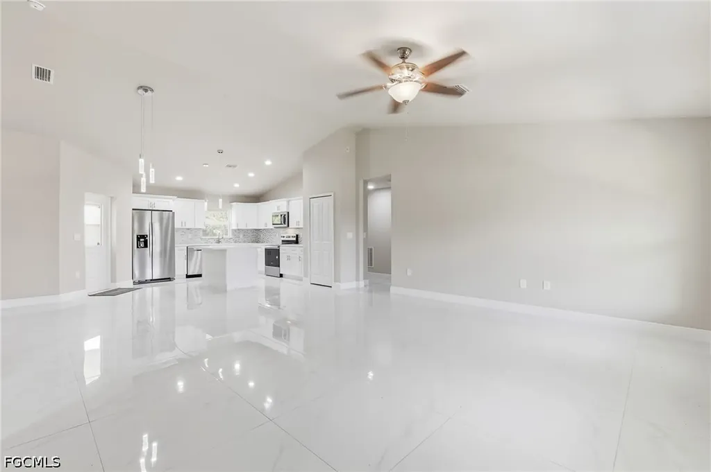 1893 Weldon Avenue Lehigh Acres FL 33972