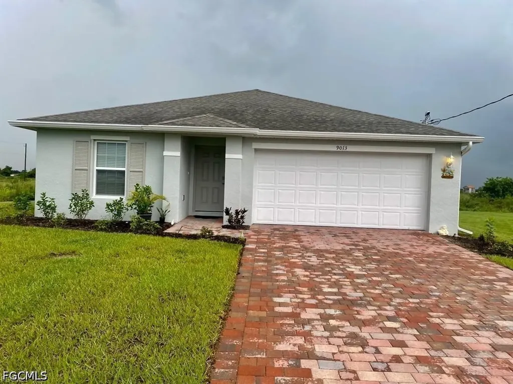 9013, Fl 3 Ike Court Labelle FL 33935