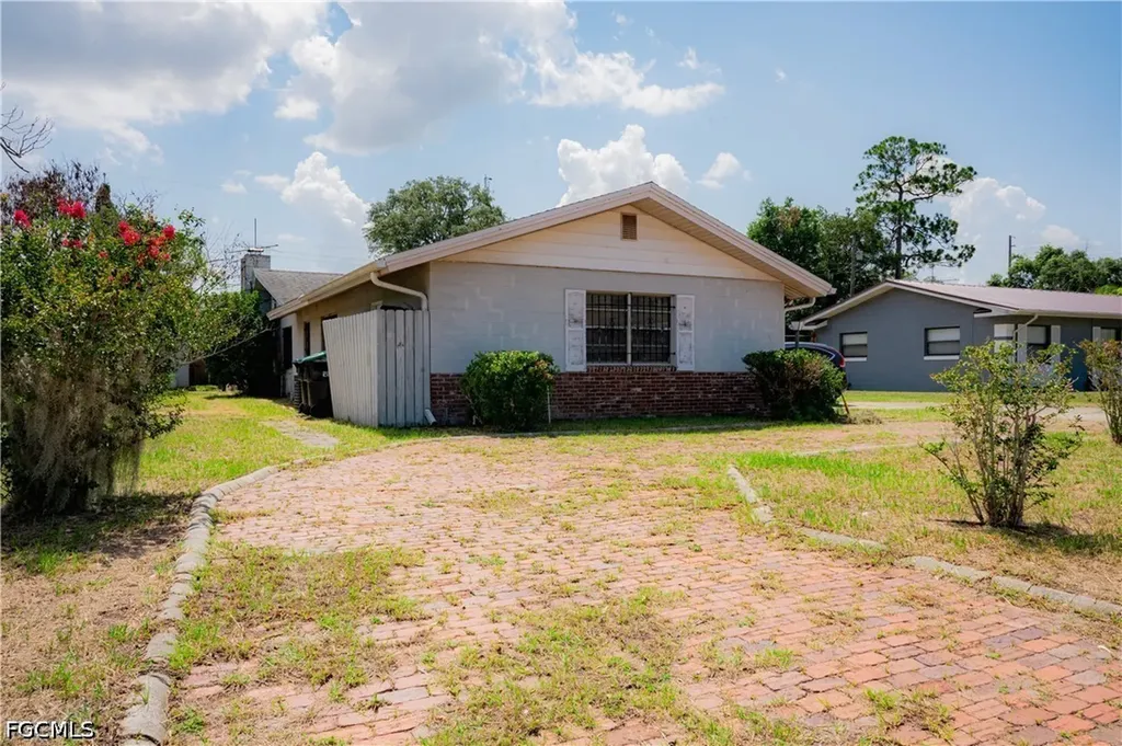 2705 Sheringham Road W Orlando FL 32808