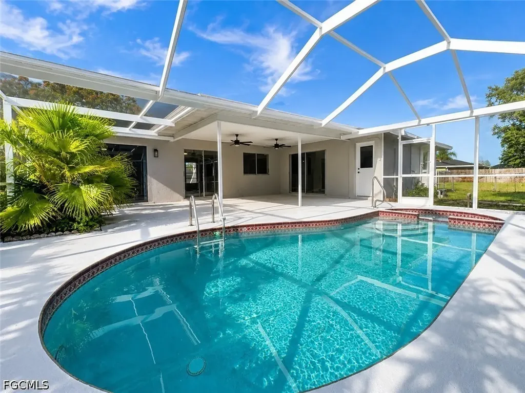 1815 SE 15th Terrace Cape Coral FL 33990