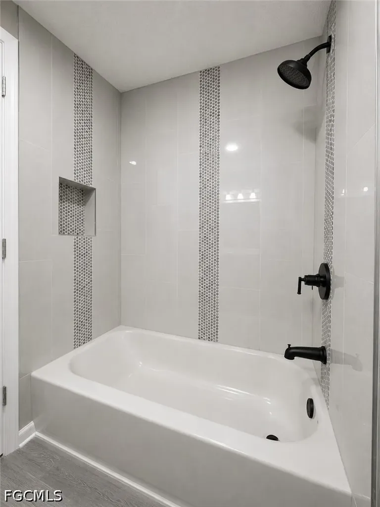 1815 SE 15th Terrace Cape Coral FL 33990
