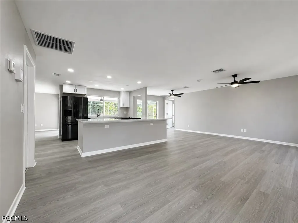 1815 SE 15th Terrace Cape Coral FL 33990