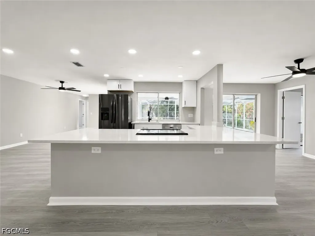 1815 SE 15th Terrace Cape Coral FL 33990