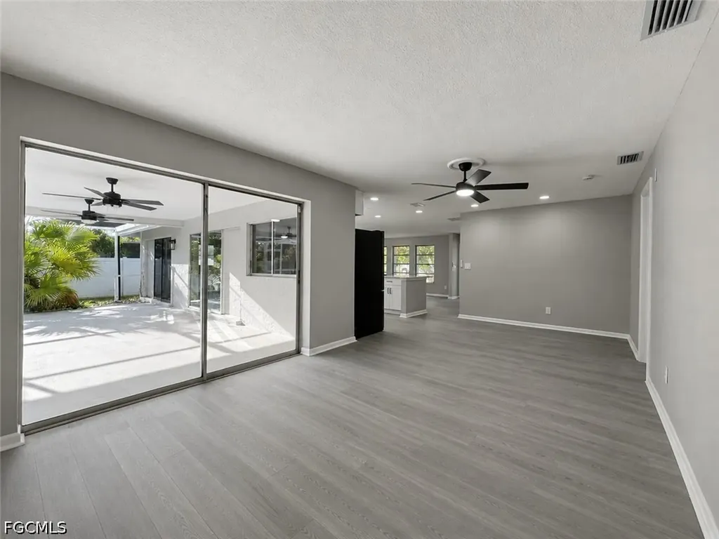 1815 SE 15th Terrace Cape Coral FL 33990