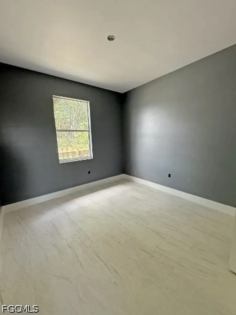 2103 French Street Fort Myers FL 33916