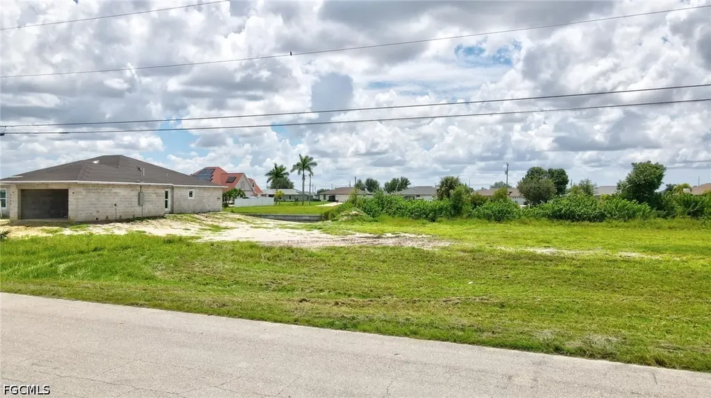 1406 NW 11th Terrace Cape Coral FL 33993