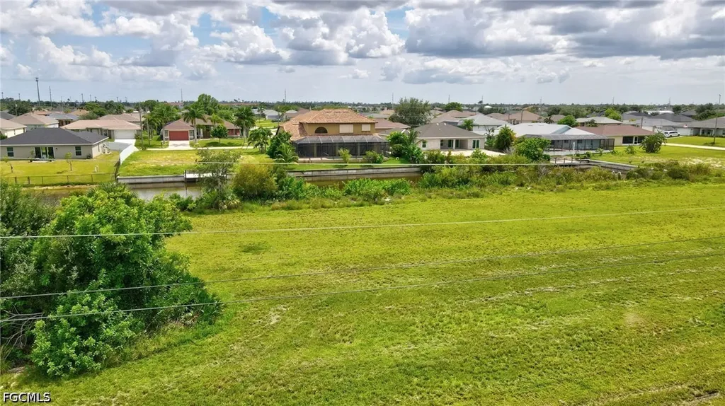 1428 NW 11th Terrace Cape Coral FL 33993