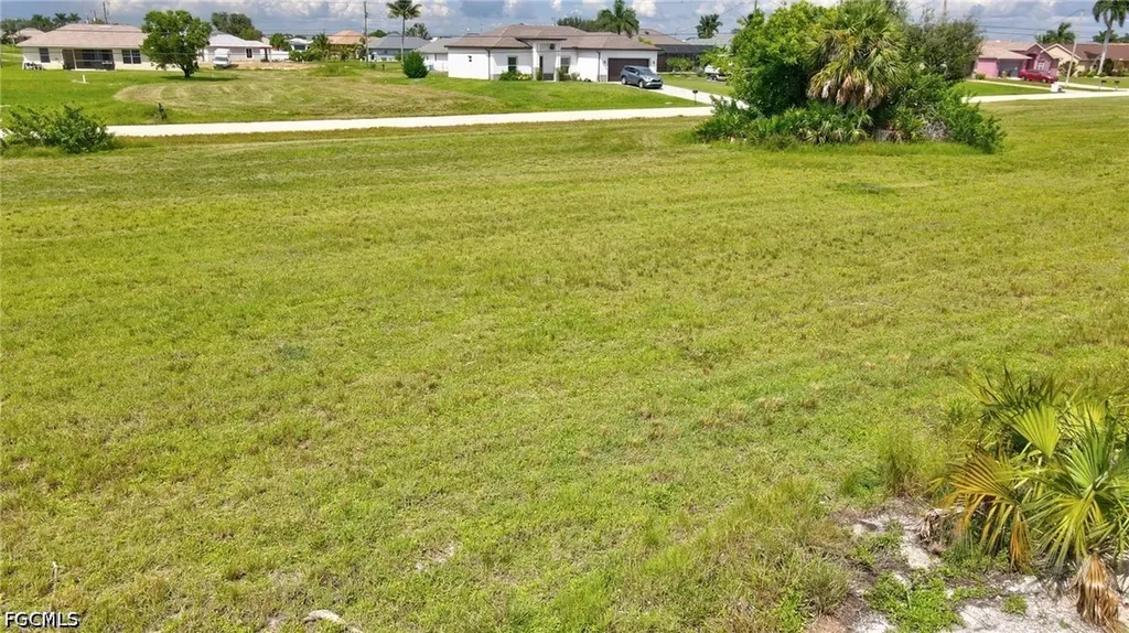 1428 NW 11th Terrace Cape Coral FL 33993