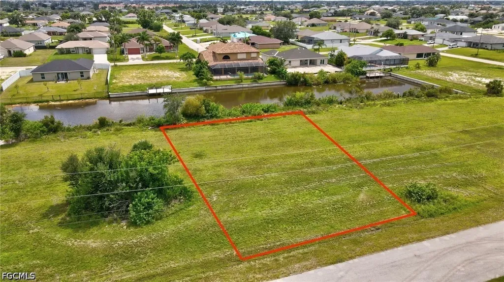 1428 NW 11th Terrace Cape Coral FL 33993