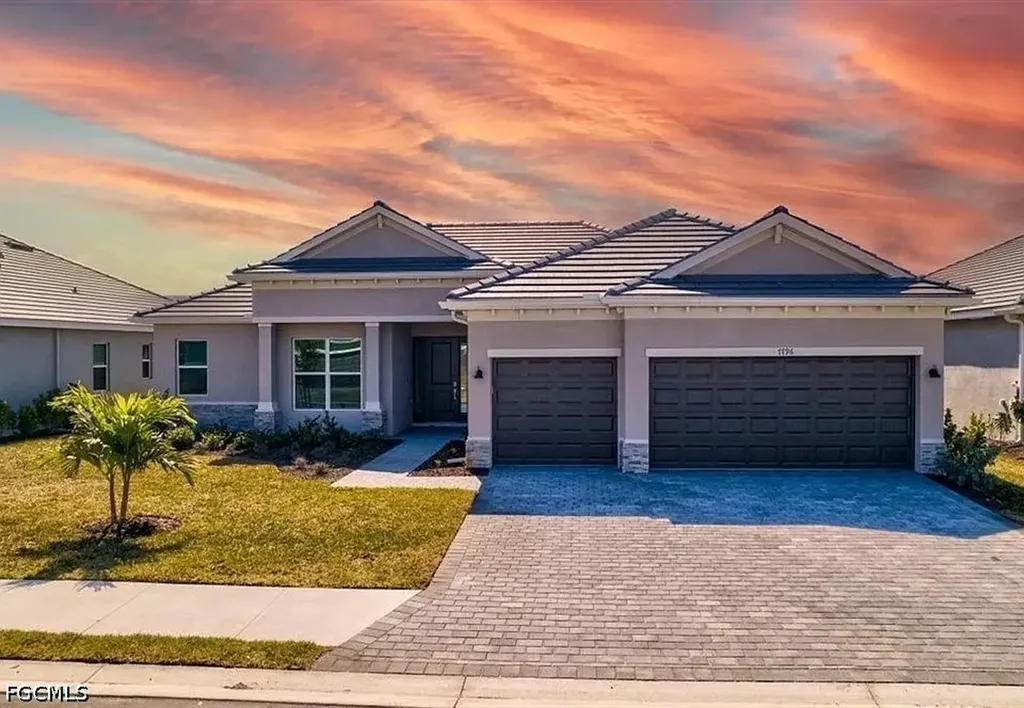 7796 Lakes Edge Lane Port Charlotte FL 33981