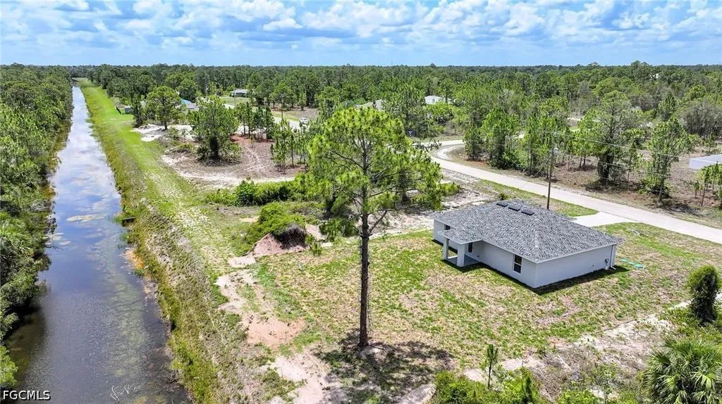 615 Chemstrand Street S Lehigh Acres FL 33974