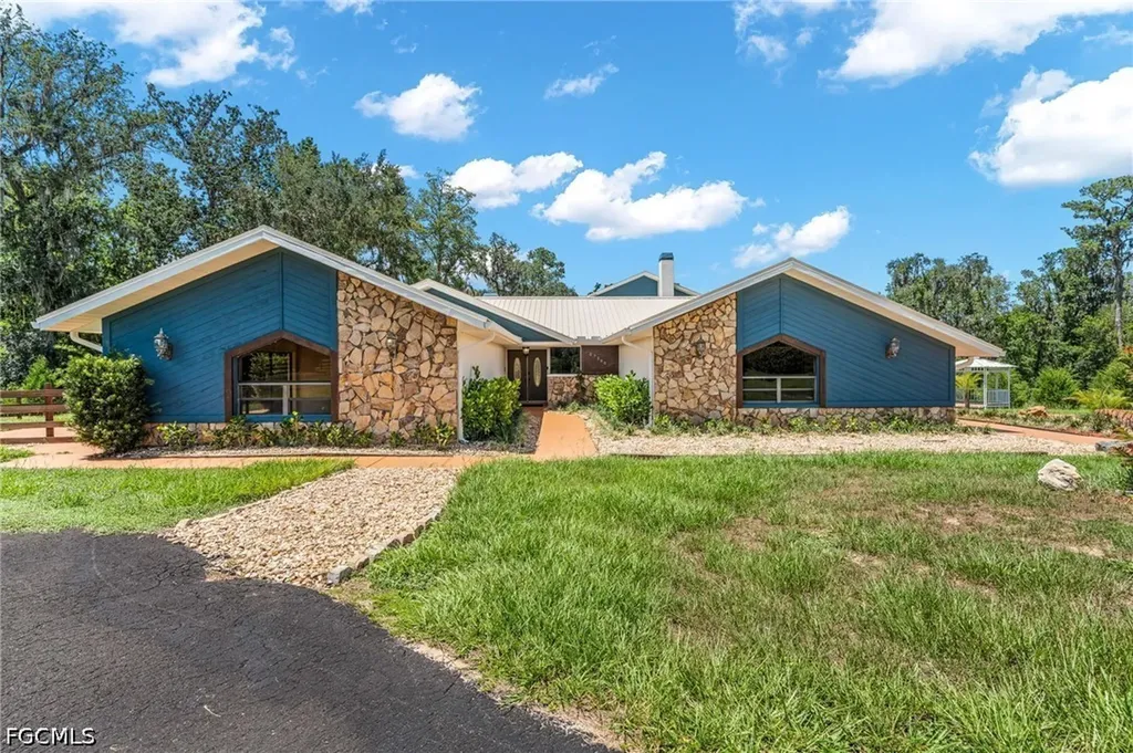 27255 Hickory Hill Road Brooksville FL 33914