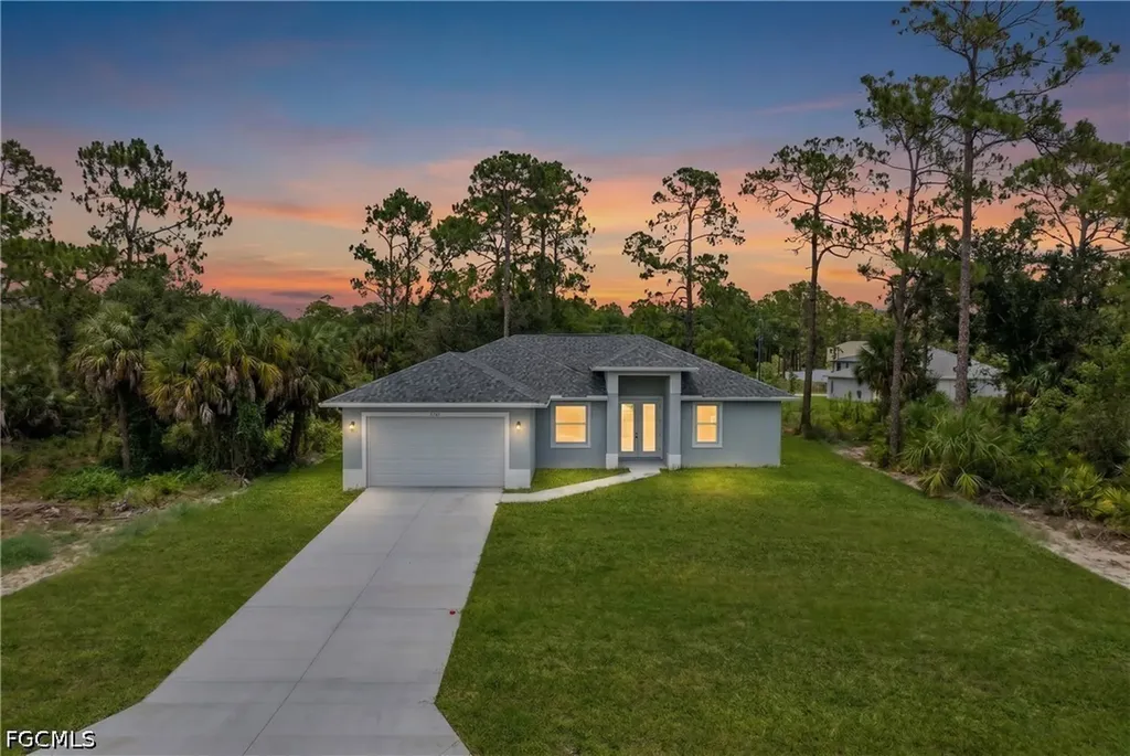 208 Clover Avenue Labelle FL 33935